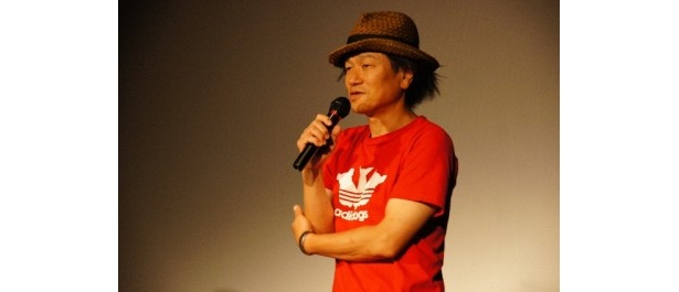 沖縄での上映を喜ぶ片嶋監督