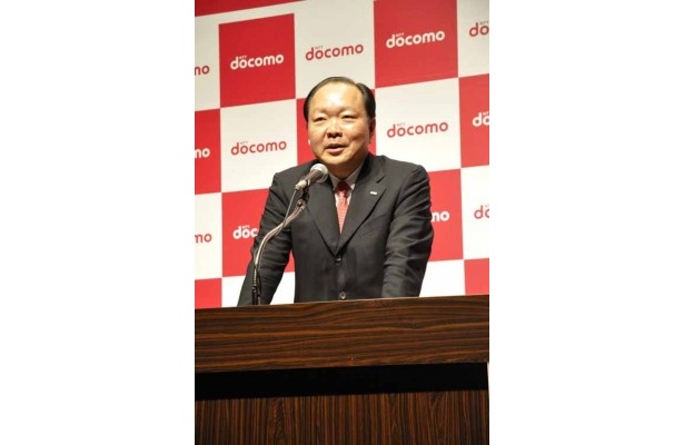 今年度の展開を語る徳広清志ドコモ関西支社長