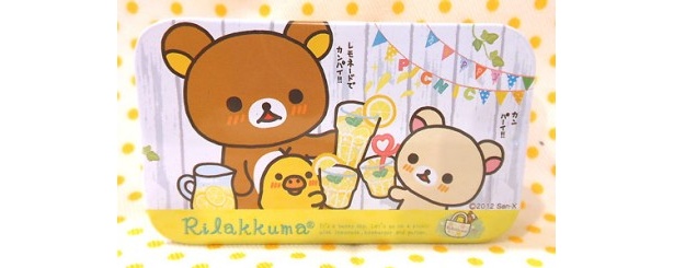 こちらは「リラックマスライドチョコ缶」