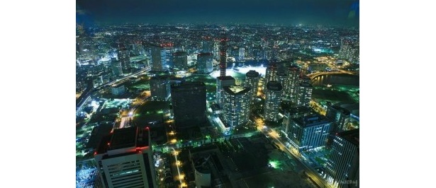 横浜ランドマークタワーからの景観