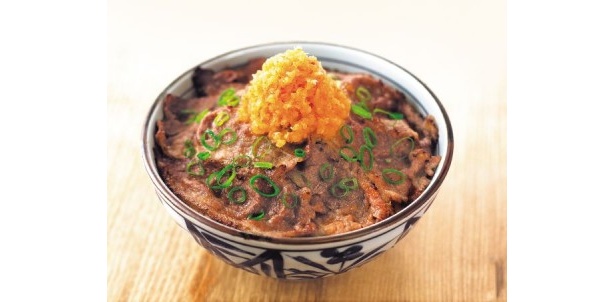 夏にぴったりな「辛味おろし焼き牛丼」(並)350円※一部店舗では販売していない