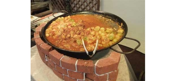 期間中3シーズンで変わるメニューは時間内無制限で食べ放題