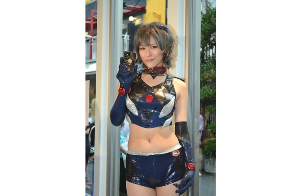 渚カヲル風コスチュームで登壇した采女華さん