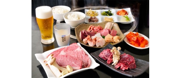 【関西ウォーカー12号（6/19発売）】18周年特別号は、なんと全店飲み放題付き！の、コース料理が半額に！
