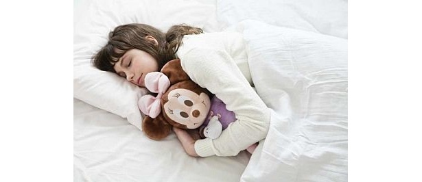 大学教授が監修！ミニーマウスの“眠りを誘う”ぬいぐるみとは