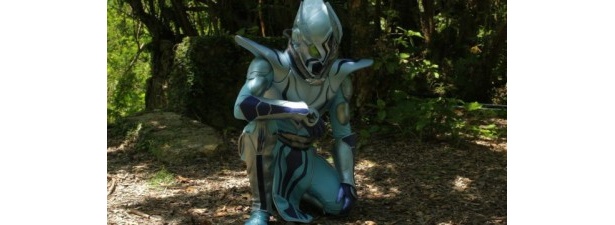 謎に包まれた孤高の戦士・リョウ
