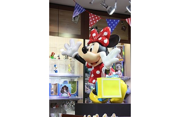 ディズニーコーナーにはミッキー＆ミニーが！