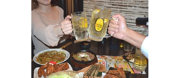 こうして見るとメガジョッキの大きさがよく分かる