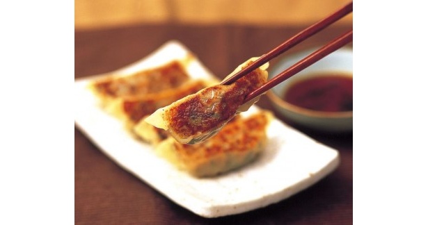 【写真を見る】通販1位のごく旨「あぐーの餃子」ほか人気商品をチェック