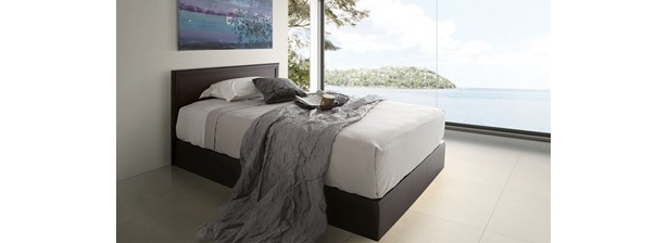 有名ホテルでも使用される全米No.1ベッドブランドも関西アウトレット初登場