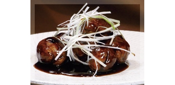 黒酢の特級酢豚￥1200は食べ応え抜群！
