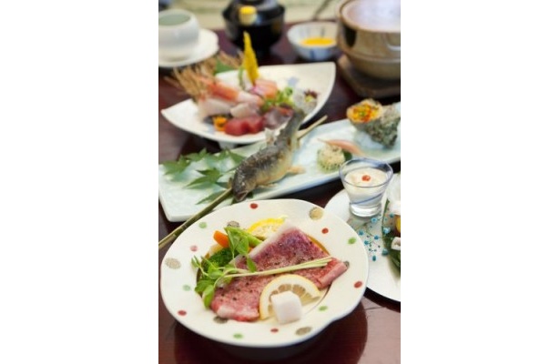 【写真を見る】夏プランでは但馬牛を50％増量中！