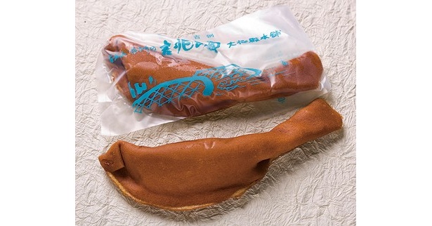 神功皇后ゆかりの、安産の神として信仰される。吉兆アユは「大極殿本舗」謹製品