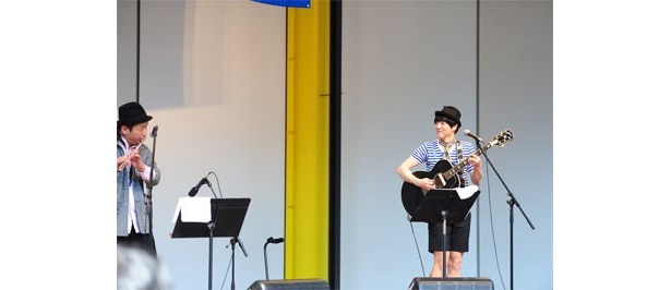 5/6、京都・新風館でのカジヒデキライブの様子