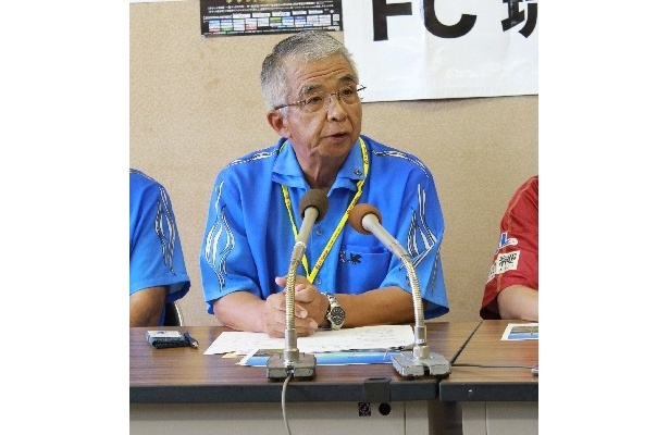 全島サッカー1万人祭り実行委員長の伊江朝睦氏