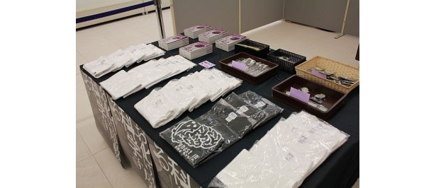 会場を出ると、この企画展のグッズ販売も行われている