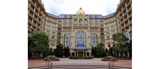 東京ディズニーランドホテル外観