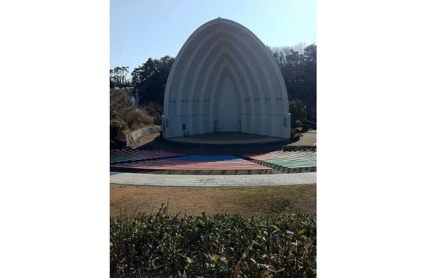 三崎公園野外音楽堂