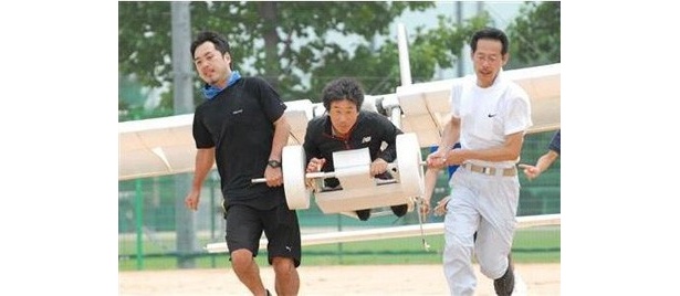 「鳥人間コンテスト」にチーム吉本百周年でカンペイちゃんら芸人が多数参戦！