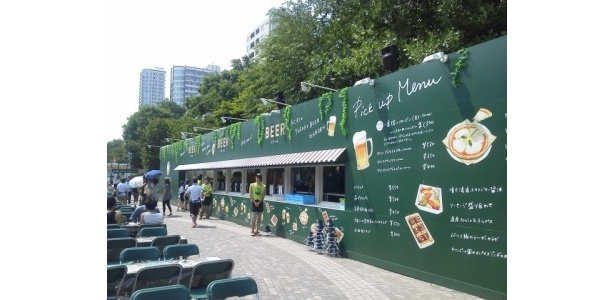 今年から会場名を一新した7丁目キリンビール会場。禁煙席も設けている