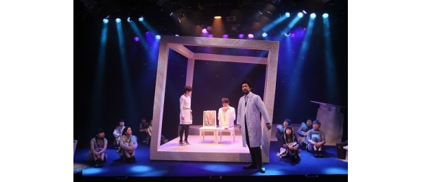 短編をつなぎあわせた長編舞台「組曲回廊」が上演中！
