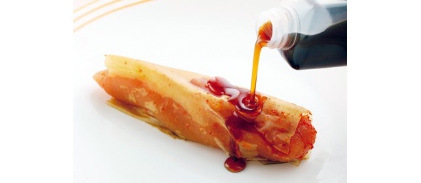 明太子専用のタレをかけて食べる斬新スタイル！