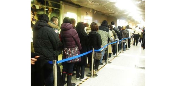 東京駅に300人が行列！「リラックマストア」がオープン