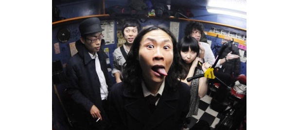 ファイナリストバンド、CRACK BANQUETはサックスを入れた5人編成