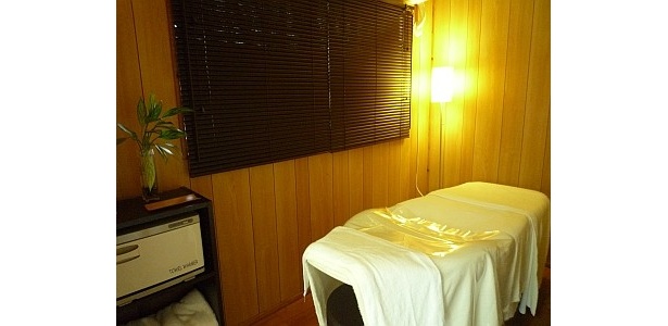施術用の部屋は2つ用意されている