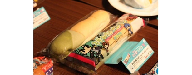 「ネギみたいなパン（ミルククリーム＆ミルクホイップ）」（116円）も自慢の一品