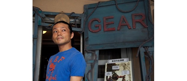 WEB連載【GEAR'S VOICE Vol.06】　ノンバーバルパフォーマンス「ギア-GEAR-」マイム俳優・いいむろなおき＠カフェ・アンデパンダン＜パート1＞