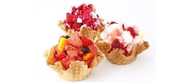 今の季節にぴったり！店頭では夏らしいカラフルなジェラートが発売中