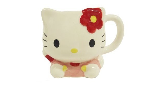 マグカップが持って帰れる！「キャラクターマグカップセット(バニラムース入り)」(550円)