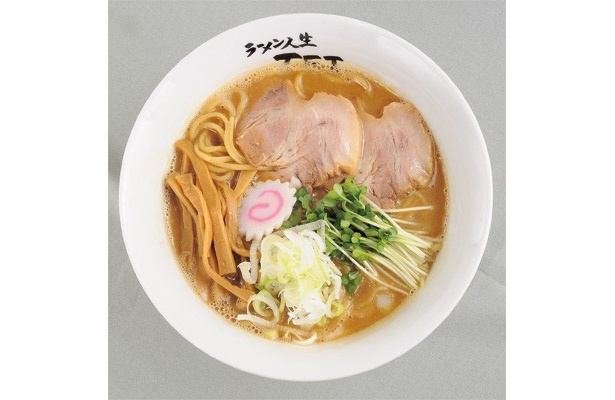 ラーメン人生 JETの「鶏煮込み雷神(サンダー)」800円 限定15杯