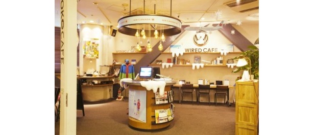 こだわり満載！「エア・カナダ SNOW CAFE」の店内