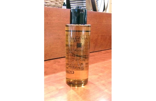 同じく「アロマエステ スキャルプ トーニング ローション」(160ml/3675円)
