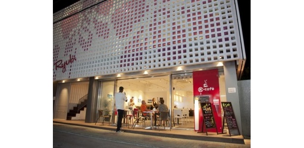 毎週金曜にはジャズライブも開催している「R-cafe（ロココカフェ）」