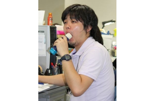 片手でごはんが食べられる