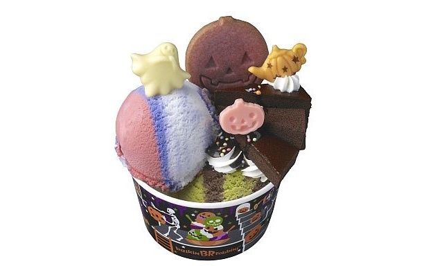 好きなアイスクリームを2個選べるのもうれしいポイント！｢ハロウィンサンデー｣(590円～)