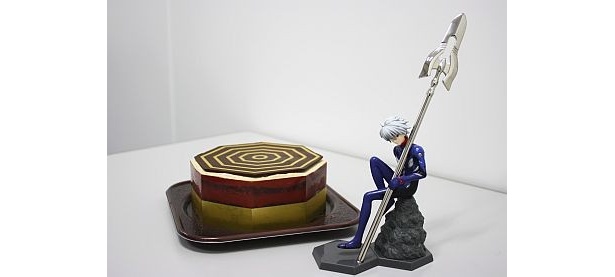 並べるとこんな感じ。ローソンで予約開始間近だ