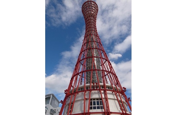 ポートタワーやモザイクなど、神戸のランドマークのなかを走り抜けます！