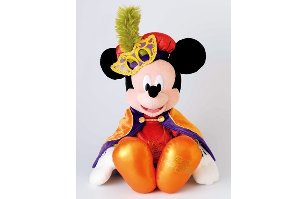 「ハロウィーン・デイドリーム」のコスチューム姿のミッキーも登場。(3900円)高さ約33cm