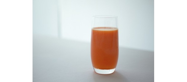 サラベスでは、これが食事スタートの定番。