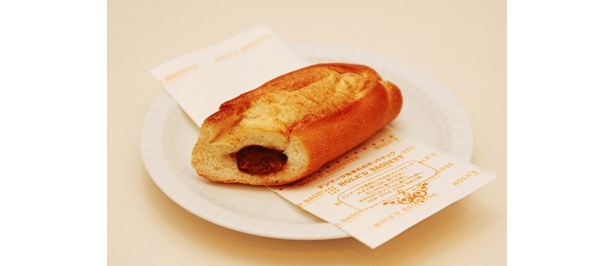 サクッとした食感が楽しめる「東大阪カレーパン」