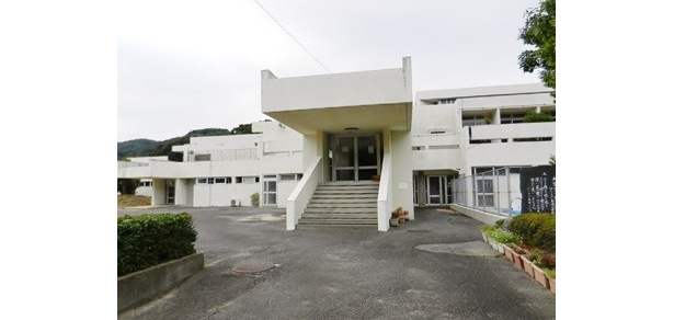 いまは休校中の島田島小学校