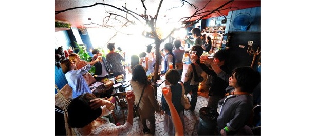 【参加者募集中！】水辺でピクニック形式のさわやかな街コンイベント！ 10/19(金)・20(土)『水都大阪ピクニックコン』が中之島公園で開催