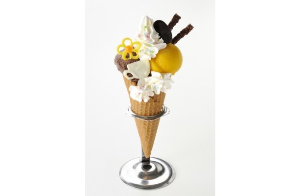 トッピングにもこだわった「マミさんジェラート」(680円)
