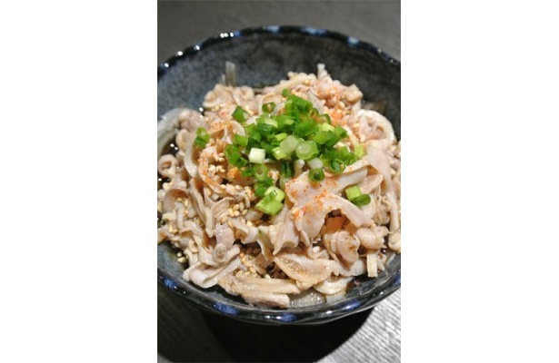 酢もつ（735円）