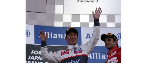 鈴鹿を埋め尽くした日本のF1ファンに見せる、堂々たる表彰台の姿！
