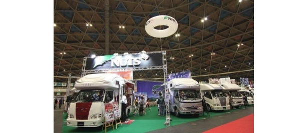 お手頃価格なキャンピングカーもあり！キャンピングカーフェア2012へ行こう！